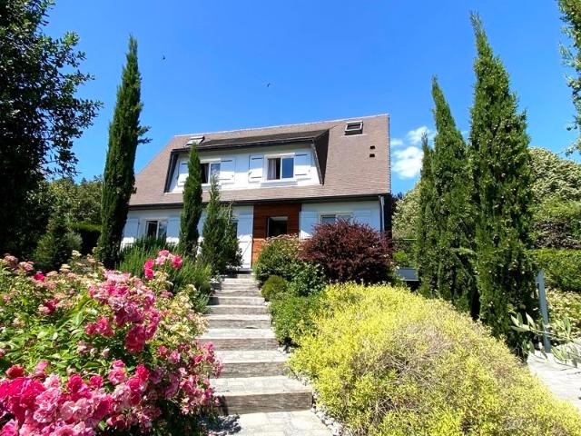 Maison 8 pièces 150 m²