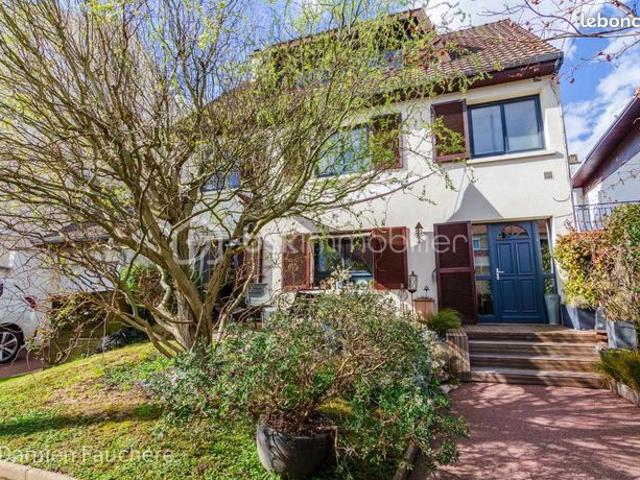 Maison 8 pièces 150 m²