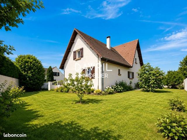 Maison 8 pièces 150 m²