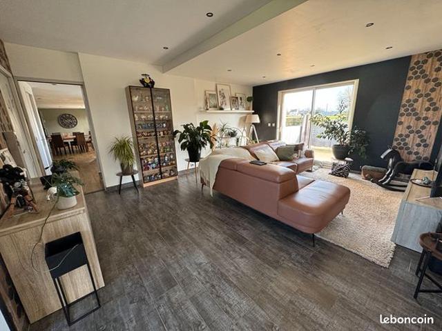 Maison 8 pièces 150 m²