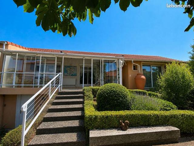 Maison 8 pièces 150 m²