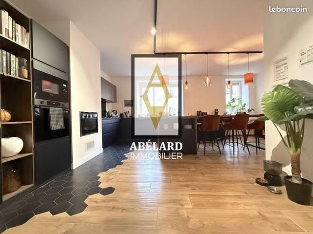 Maison 8 pièces 150 m²