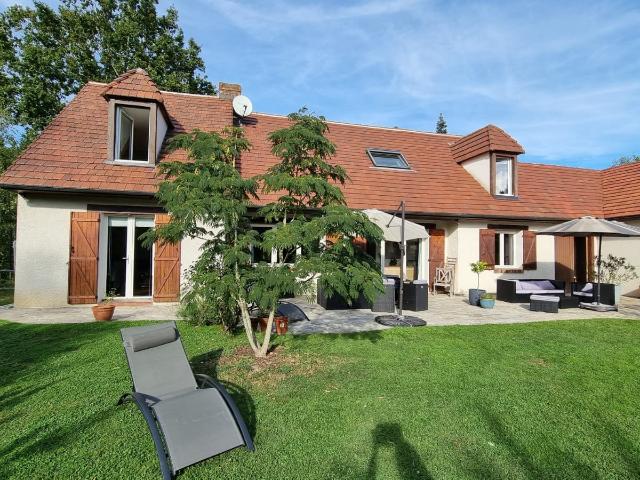 Maison 8 pièces 175 m²