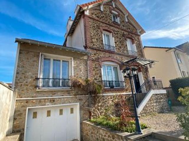 Maison 8 pièces 150 m²