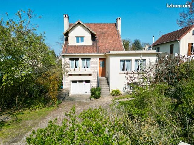 Maison 8 pièces 150 m²