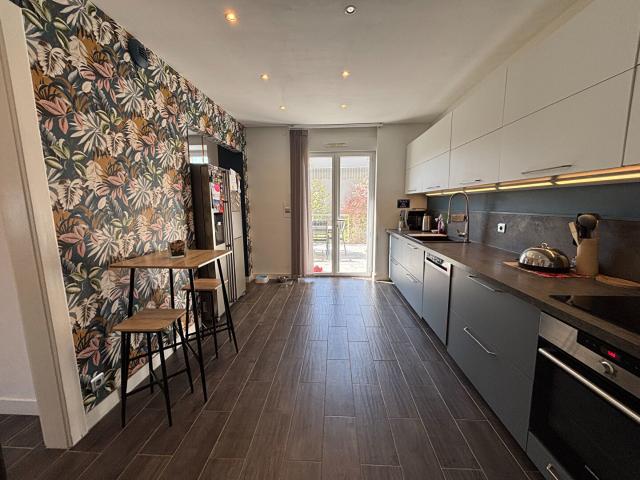 Maison 8 pièces 150 m²