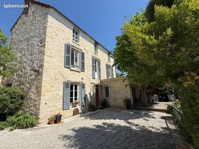 Maison 8 pièces 150 m²