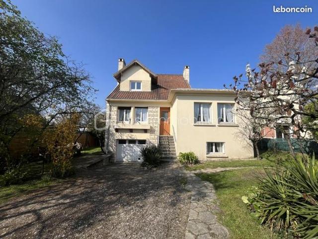 Maison 8 pièces 150 m²