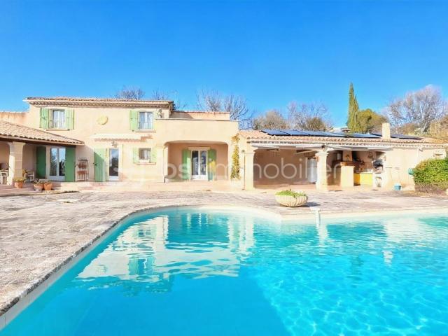 Maison 8 pièces 150 m²