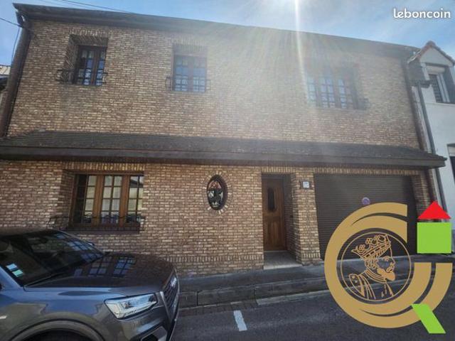 Maison 8 pièces 150 m²