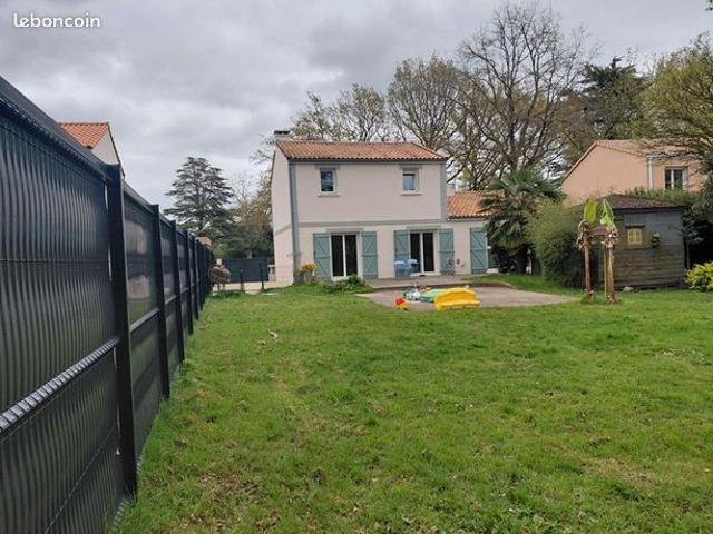Maison 8 pièces 150 m²