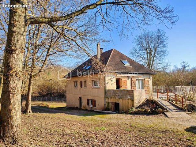 Maison 8 pièces 150 m²
