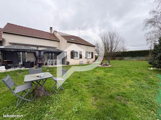 Maison 8 pièces 150 m²