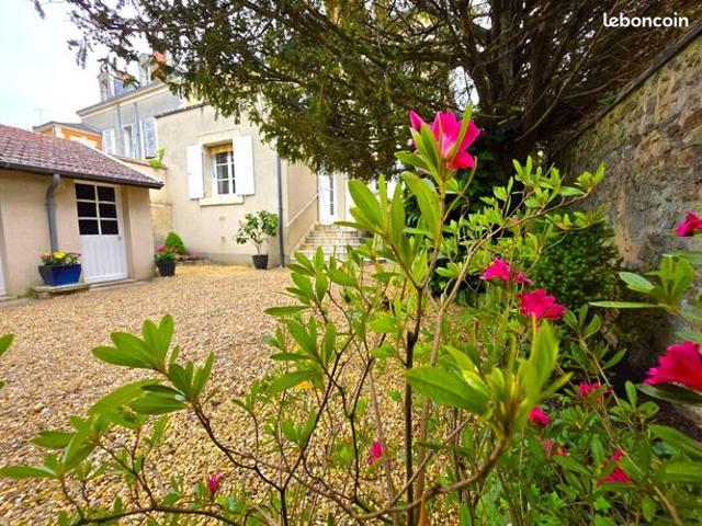 Maison 8 pièces 150 m²