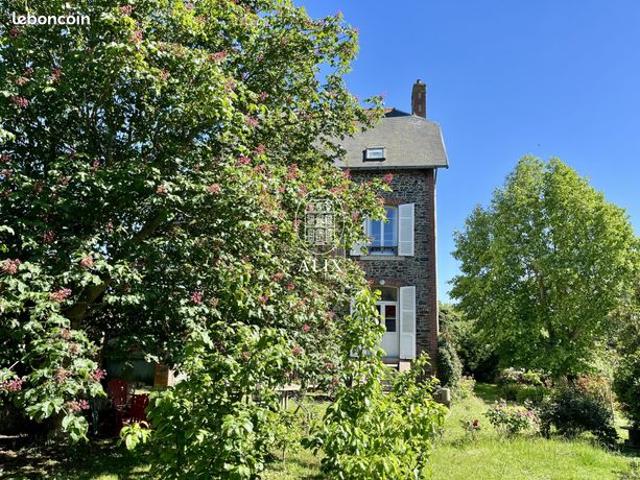 Maison 8 pièces 150 m²