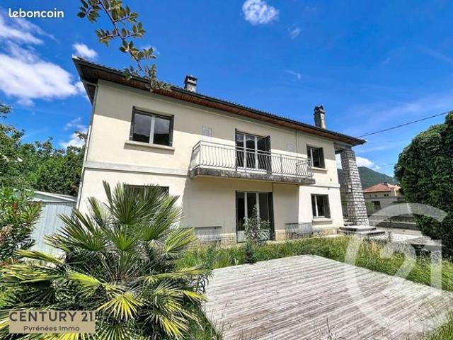 Maison 8 pièces 151 m²