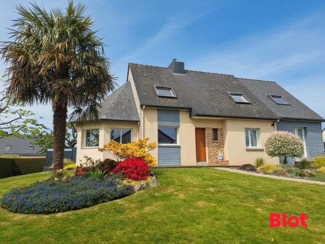 Maison 8 pièces 151 m²