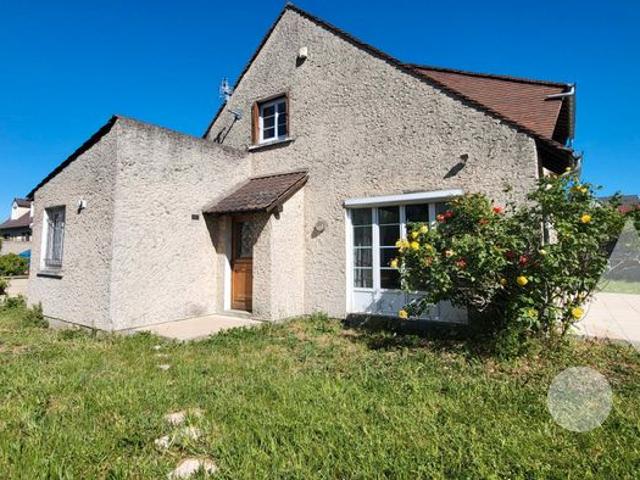 Maison 8 pièces 151 m²
