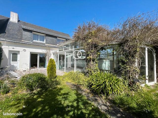 Maison 8 pièces 151 m²