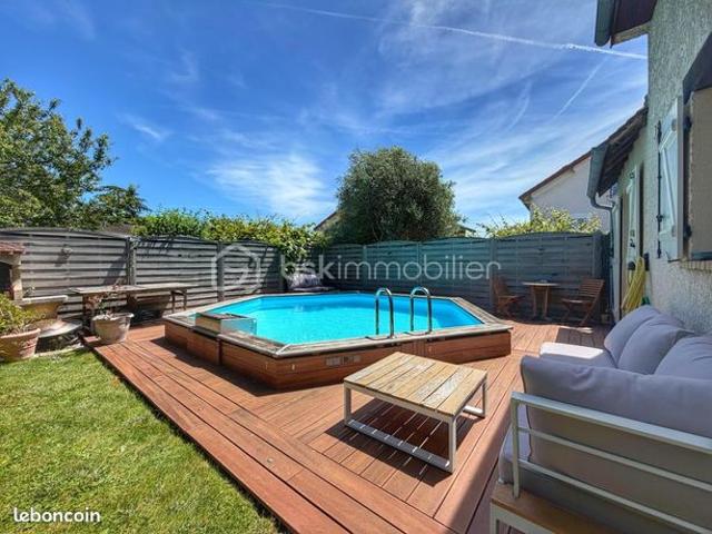 Maison 8 pièces 151 m²