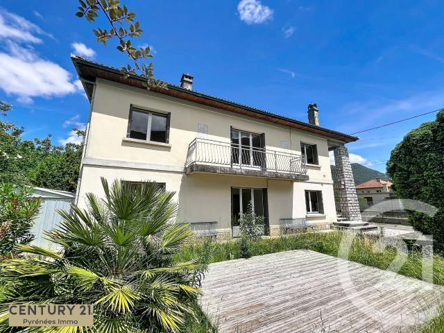 Maison 8 pièces 151 m²