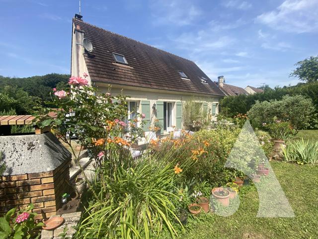Maison 8 pièces 151 m²