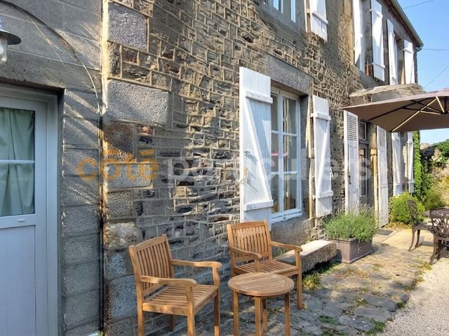 Maison 8 pièces 151 m²
