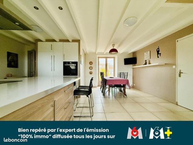 Maison 8 pièces 151 m²