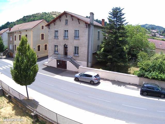 Maison 8 pièces 151 m²