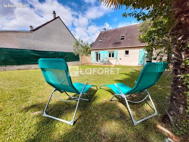 Maison 8 pièces 151 m²