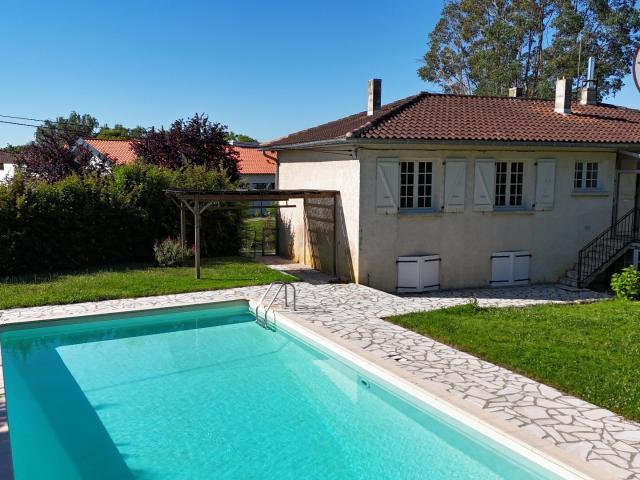 Maison 8 pièces 164 m²