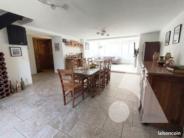 Maison 8 pièces 152 m²
