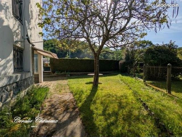 Maison 8 pièces 152 m²