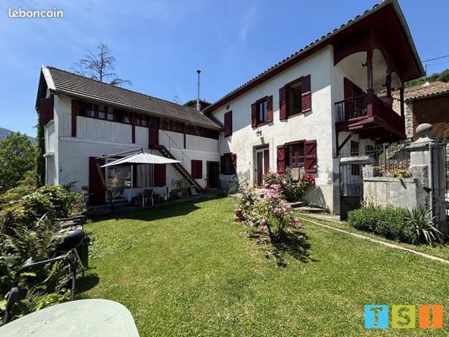 Maison 8 pièces 152 m²