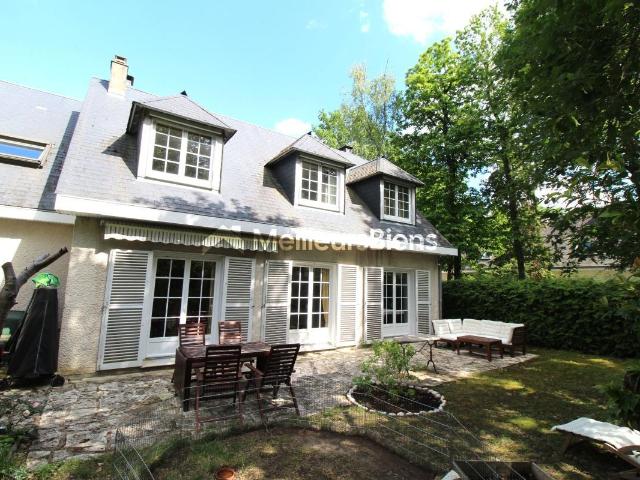 Maison 8 pièces 152 m²