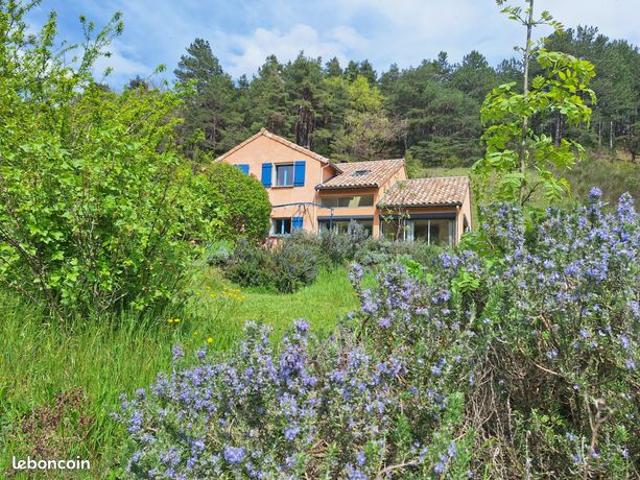 Maison 8 pièces 153 m²