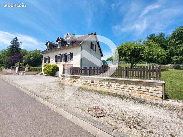 Maison 8 pièces 153 m²