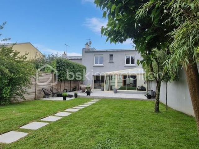 Maison 8 pièces 153 m²
