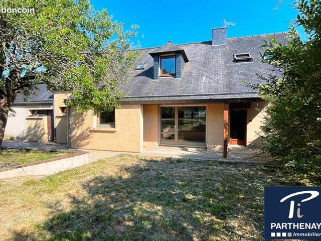 Maison 8 pièces 153 m²