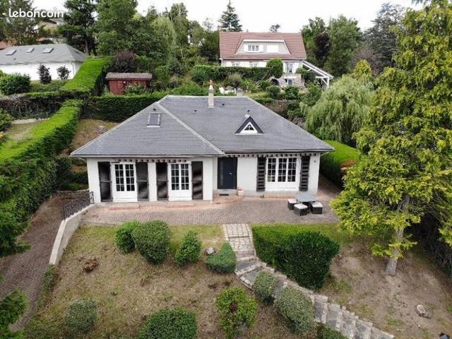 Maison 8 pièces 153 m²