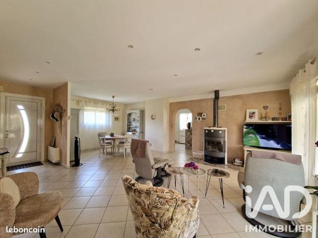 Maison 8 pièces 153 m²