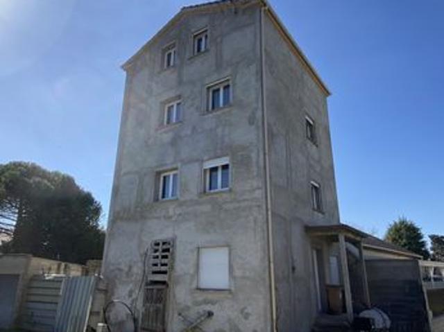 Maison 8 pièces 153 m²