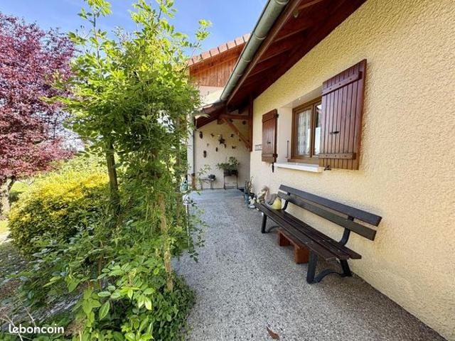 Maison 8 pièces 153 m²