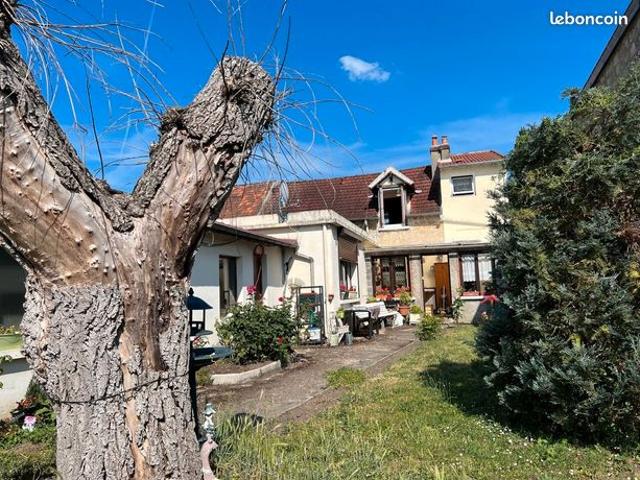 Maison 8 pièces 153 m²
