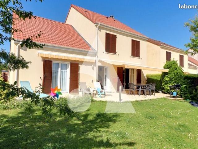 Maison 8 pièces 153 m²