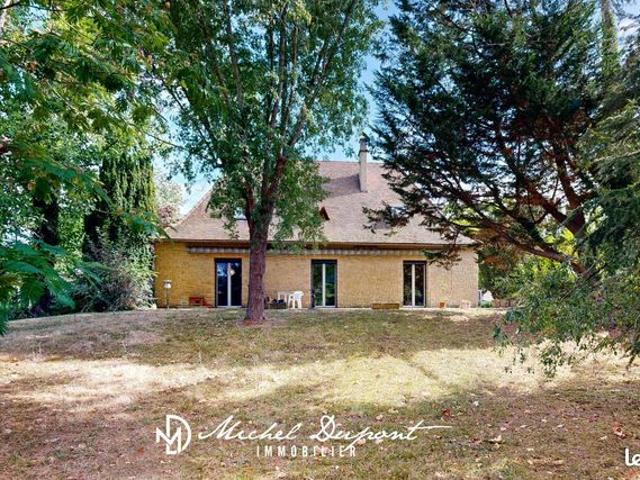 Maison 8 pièces 153 m²