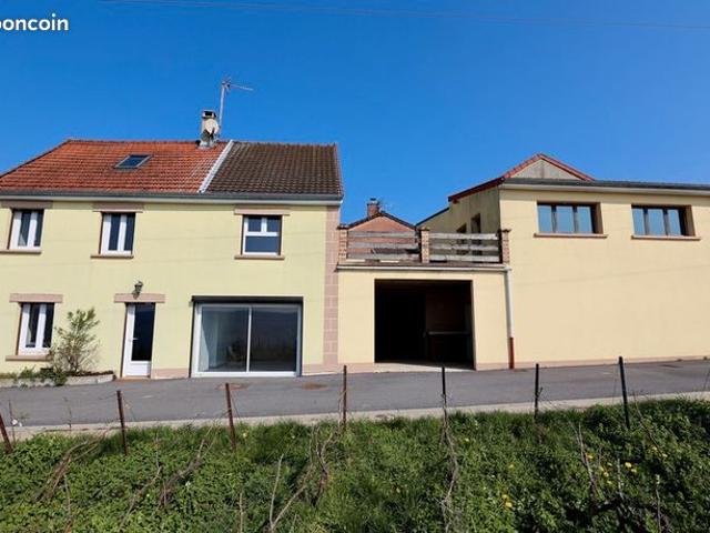Maison 8 pièces 153 m²