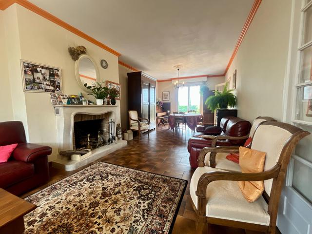 Maison 8 pièces 164 m²