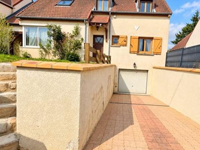 Maison 8 pièces 164 m²