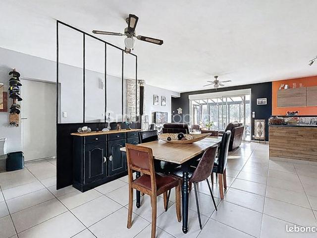 Maison 8 pièces 164 m²